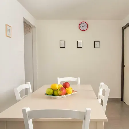 De Valois Apartment Palermo